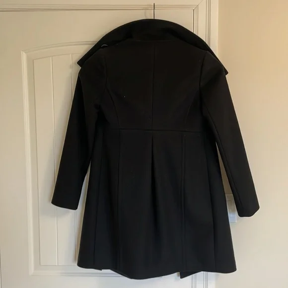 Aritzia - Talula Babaton black coat. Virgin wool and cashmere blend - Picture 2 of 4
